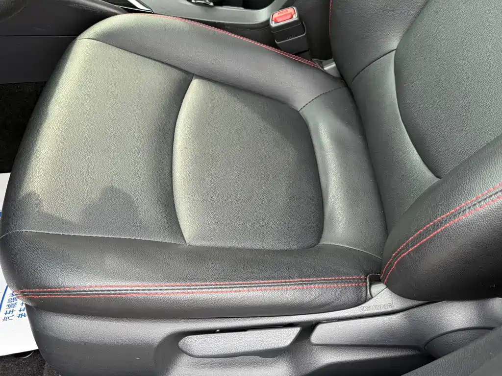 Toyota Corolla 2023 — фото 11