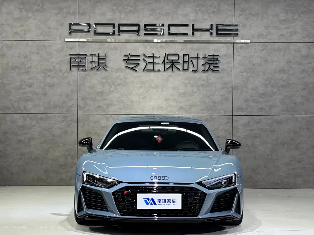 Audi R8 2022 — фото 2