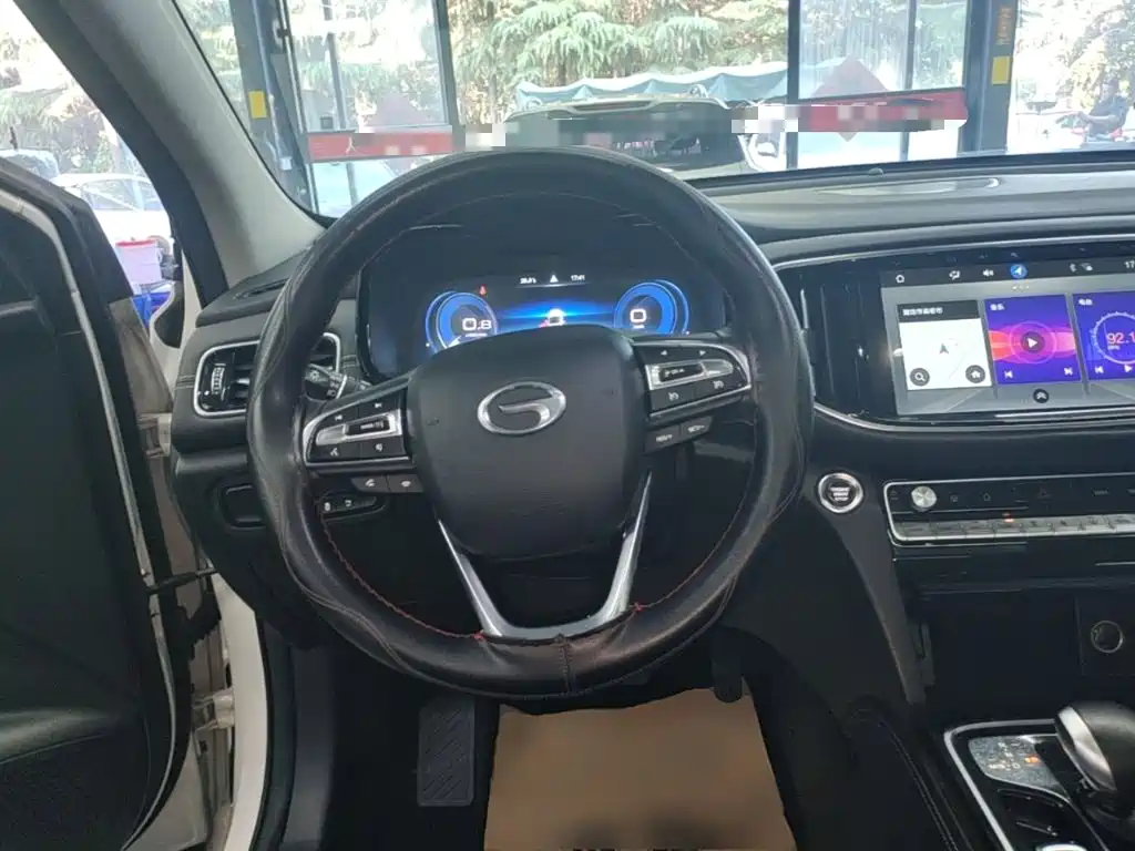 GAC Motor Trumpchi GS8 2020 — фото 11