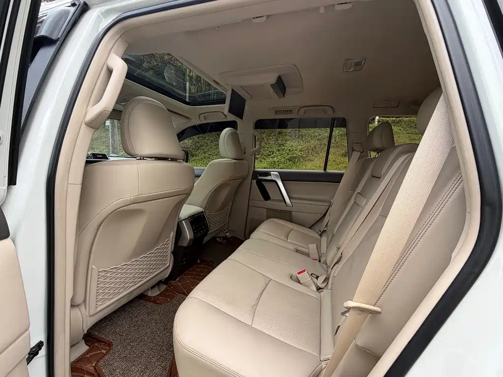 Toyota Prado 2018 — фото 11