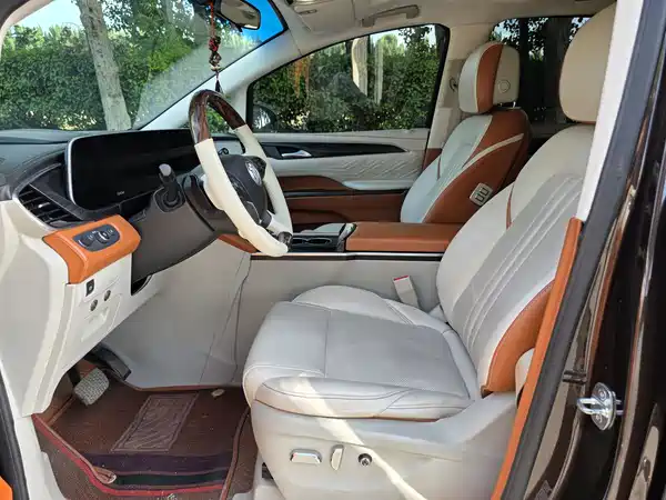 Buick GL8 2021