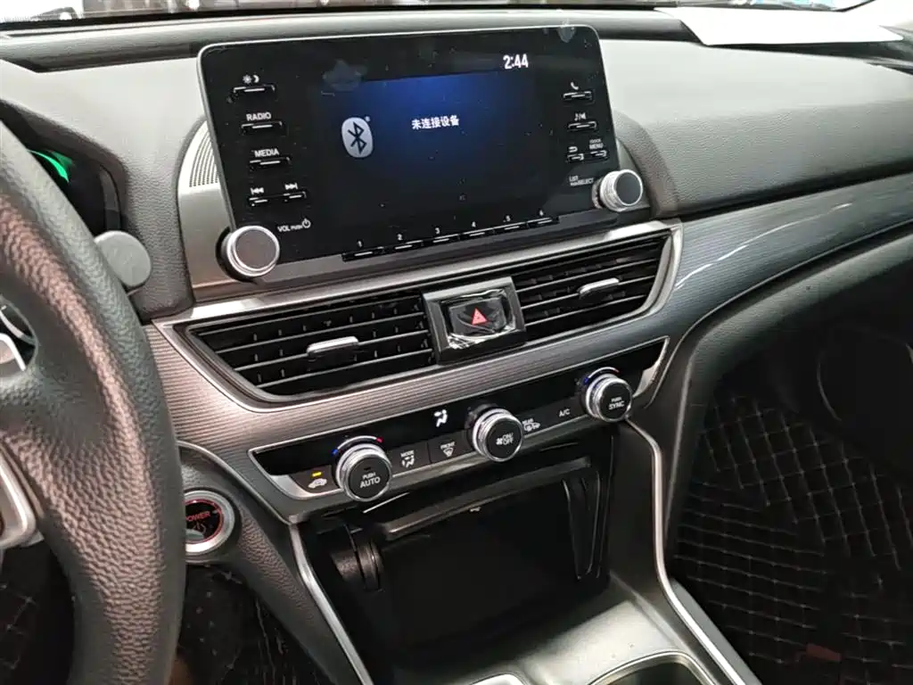 Honda Accord 2020 — фото 13