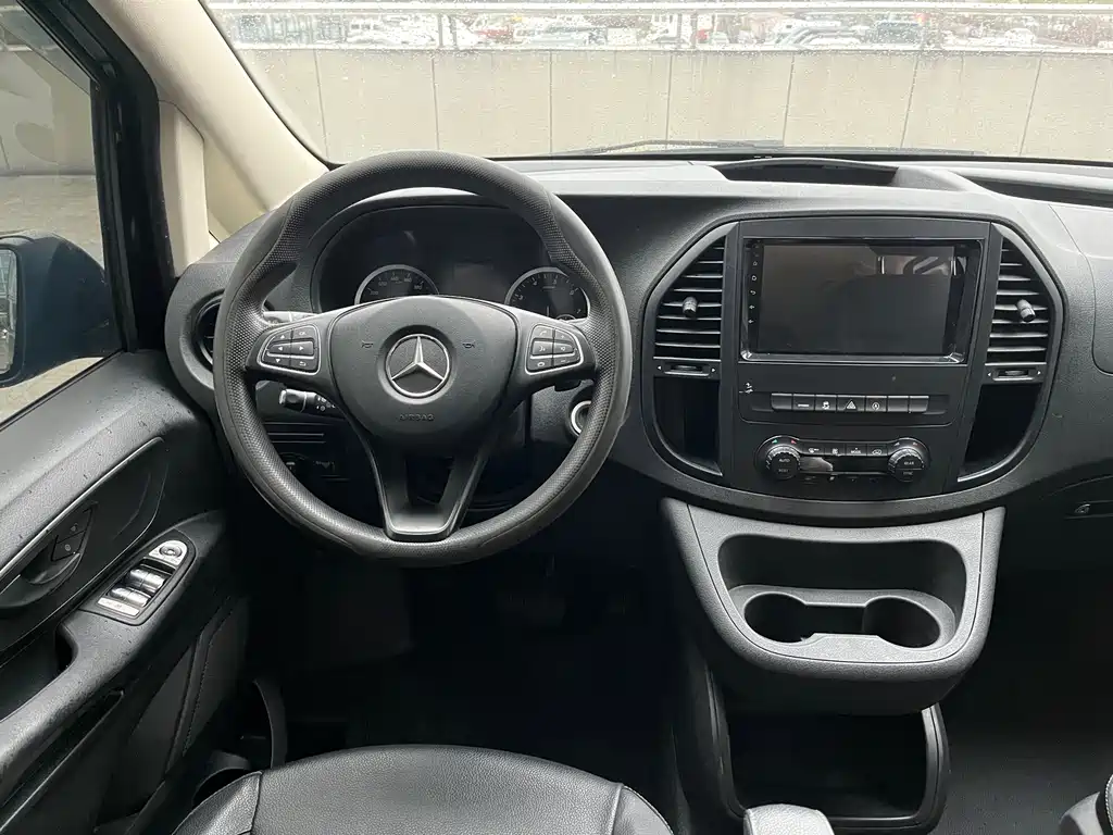 Mercedes-Benz Vito 2021 — фото 19