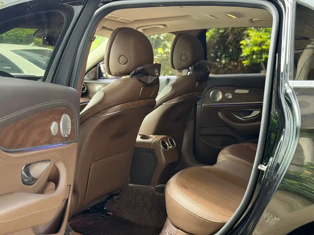 Mercedes-Benz E-Class 2018
