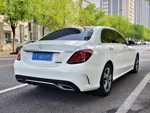 Mercedes-Benz C-Class 2020