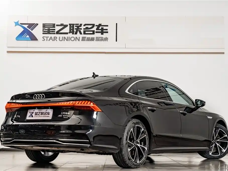 Audi A7L 2024 — фото 7