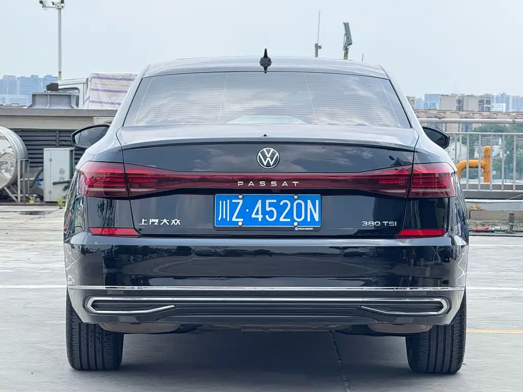 Volkswagen Passat 2024