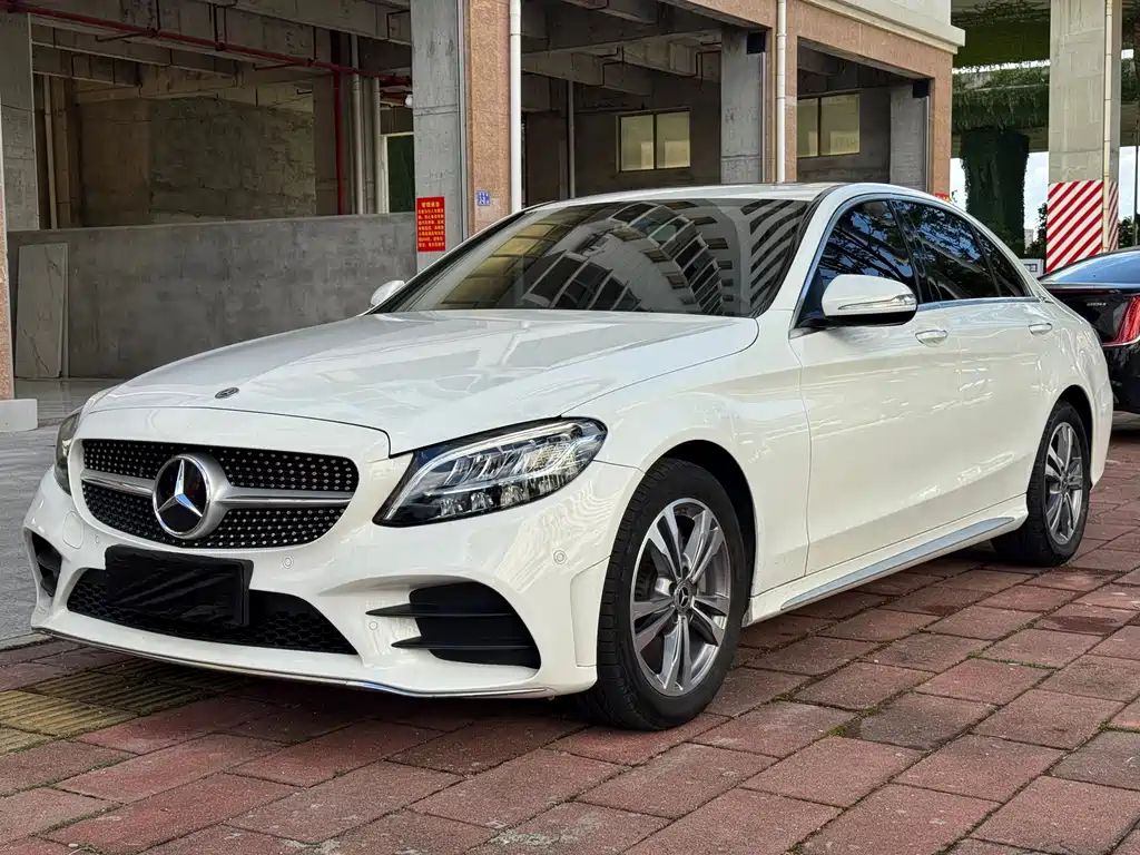 Mercedes-Benz C-Class 2020