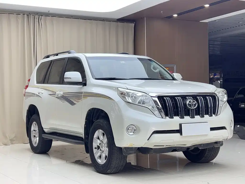 Toyota Prado 2017 — фото 3