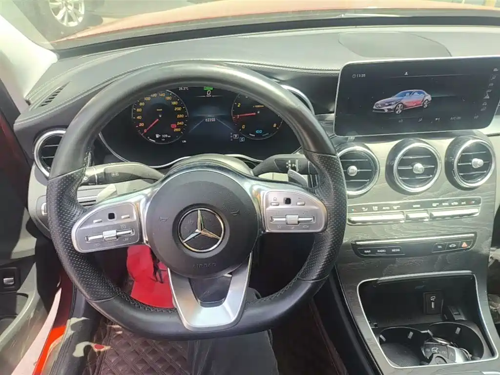 Mercedes-Benz C-Class 2019 — фото 10