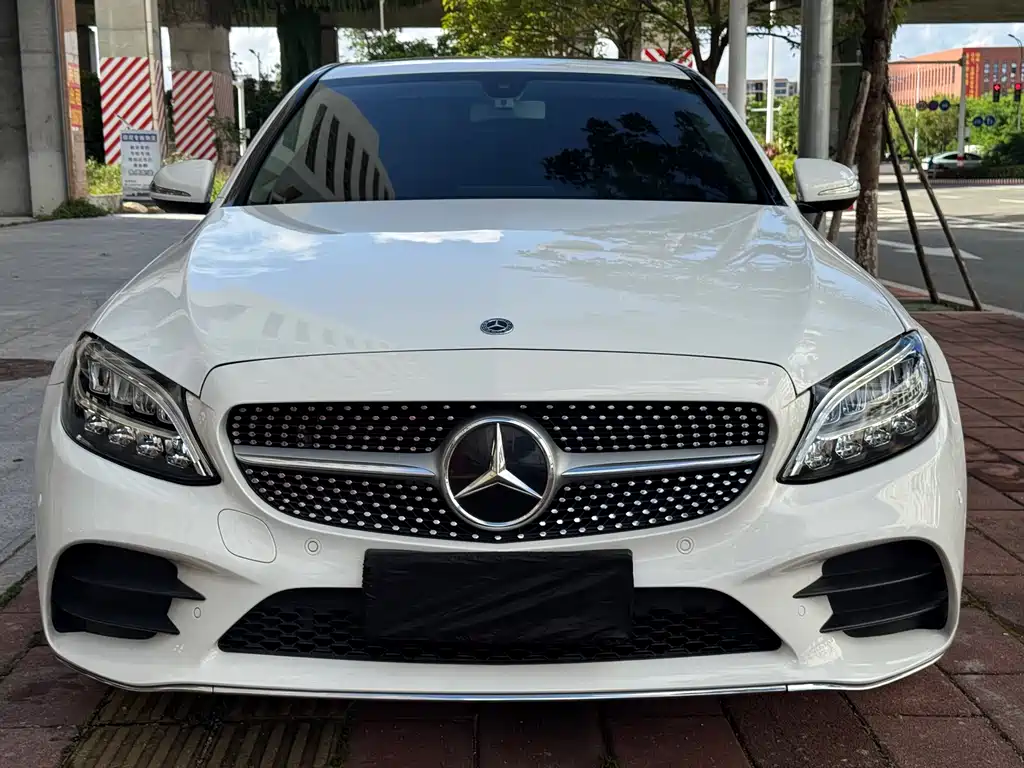 Mercedes-Benz C-Class 2020