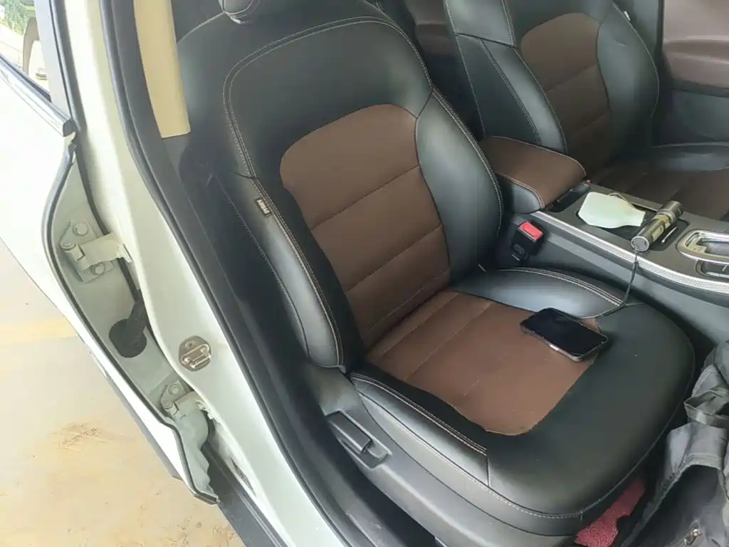 Geely Emgrand GS 2018 — фото 25