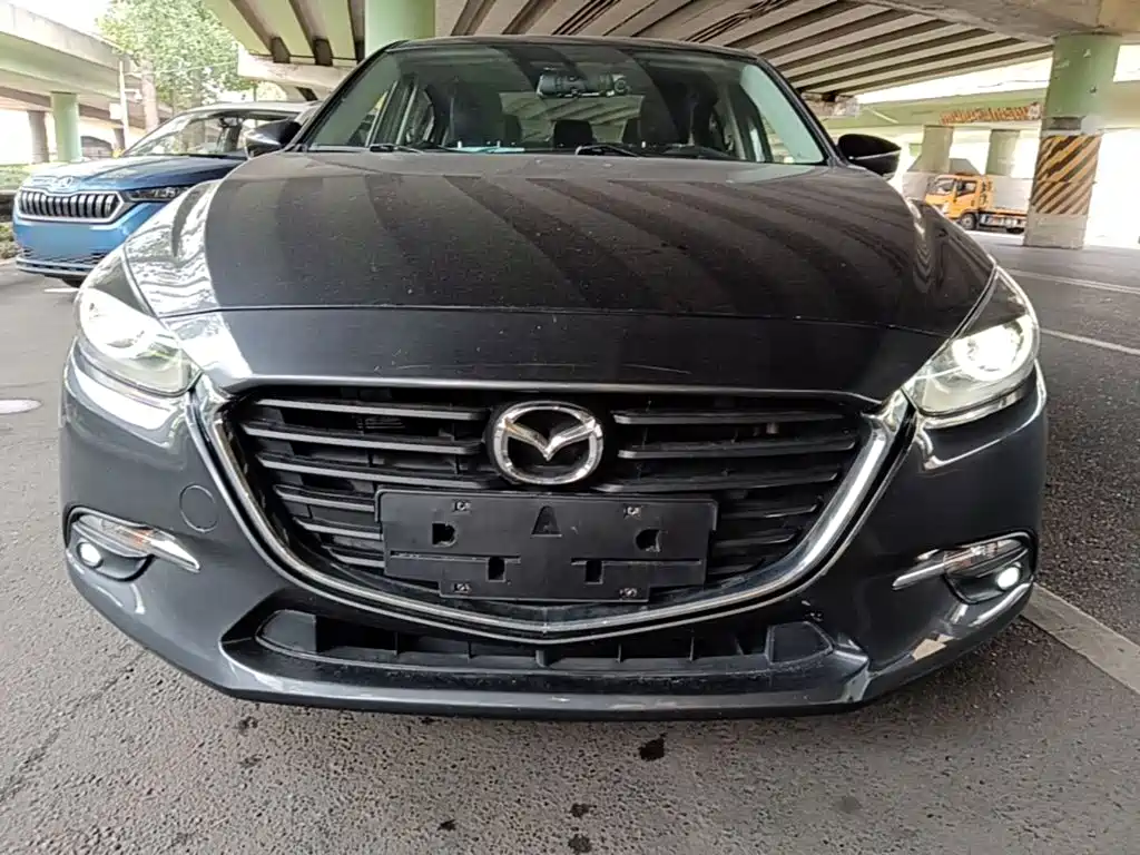 Mazda 3 Axela 2019