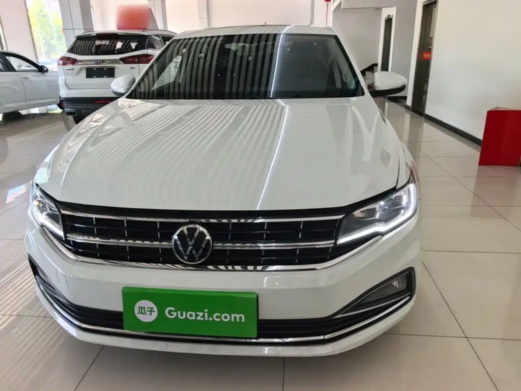 Volkswagen Bora 2021
