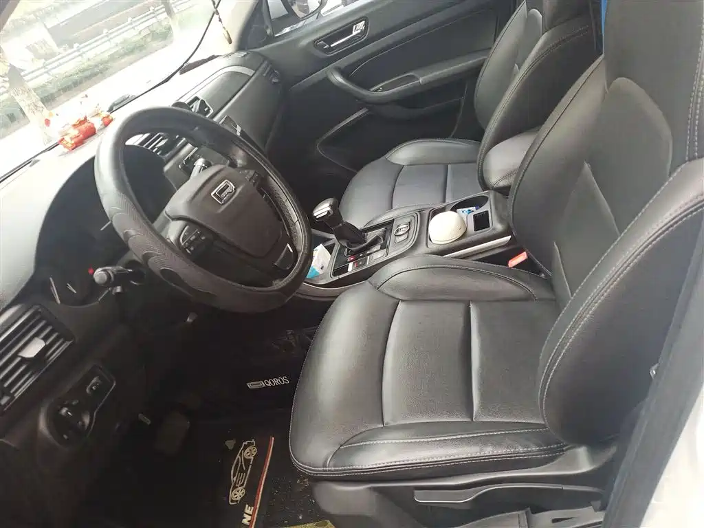 Qoros 5 2018 — фото 15