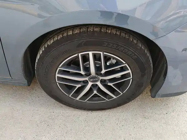 BYD Seal 05 DM-i 2025