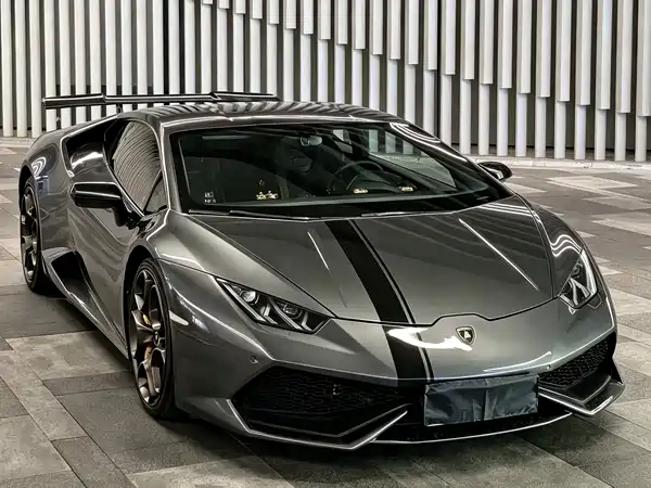 Lamborghini Huracan 2015