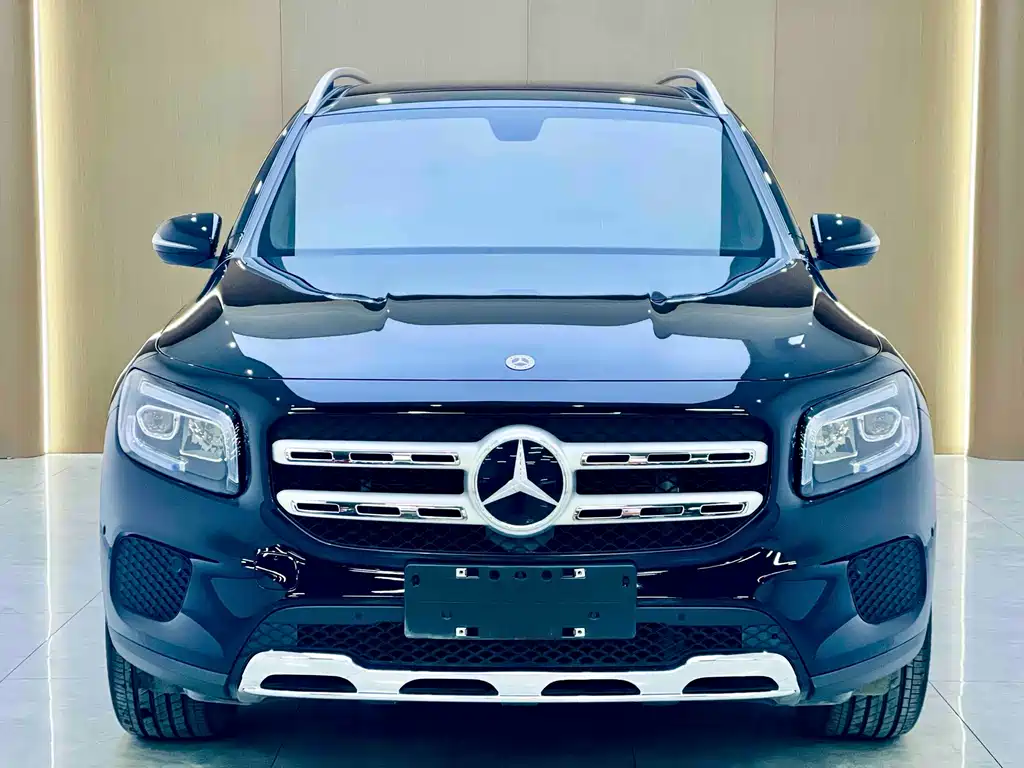 Mercedes-Benz GLB 2023 — фото 2