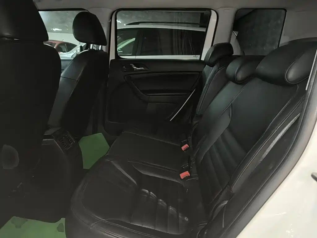 Skoda Yeti 2014 — фото 17