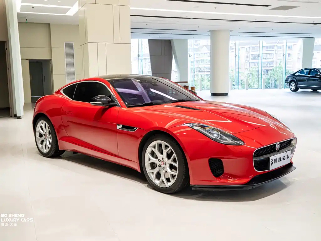 Jaguar F-TYPE 2018 — фото 3