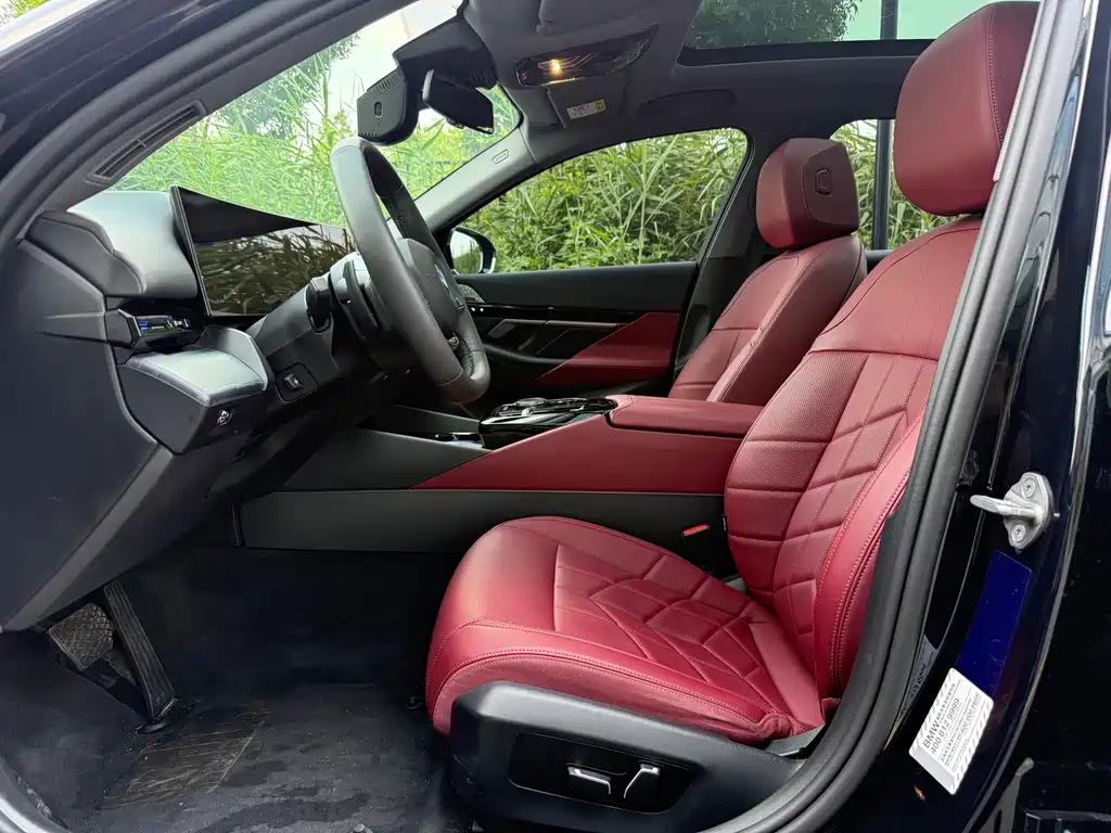 BMW 5 Series 2024