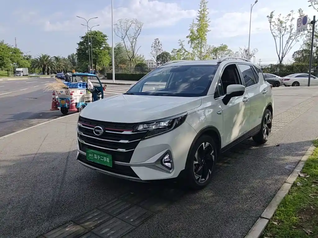 GAC Trumpchi GS3 2021 — фото 2