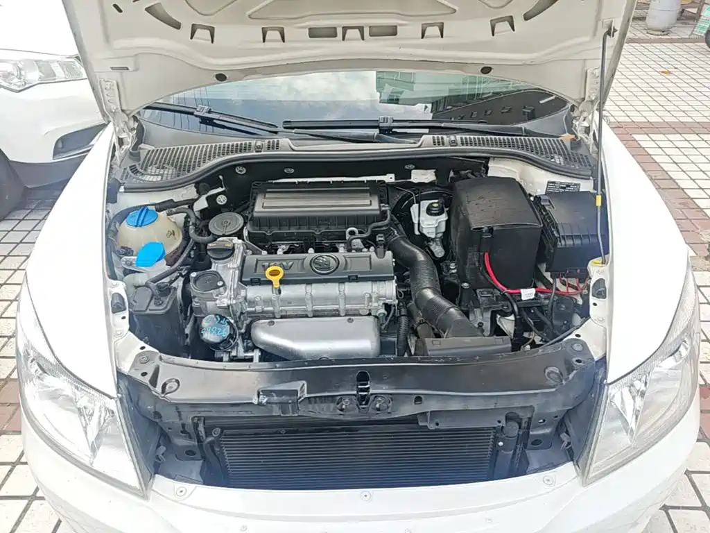 Skoda Octavia 2015 — фото 20