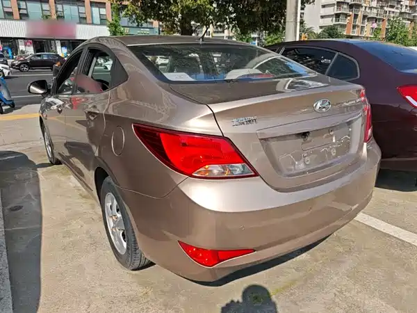 Hyundai Accent 2016