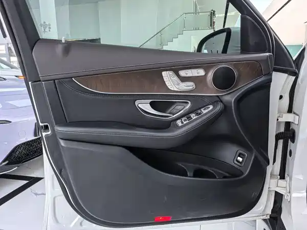 Mercedes-Benz GLC 2019