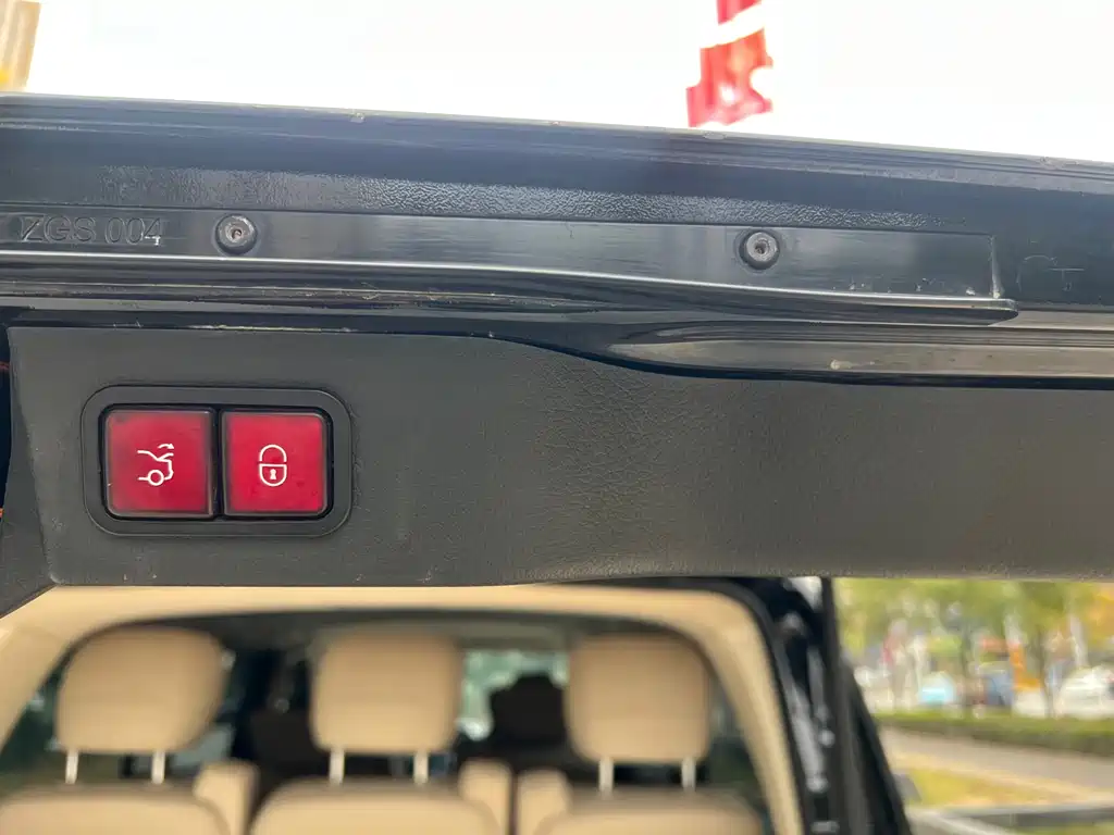 Mercedes-Benz Vito 2018 — фото 26