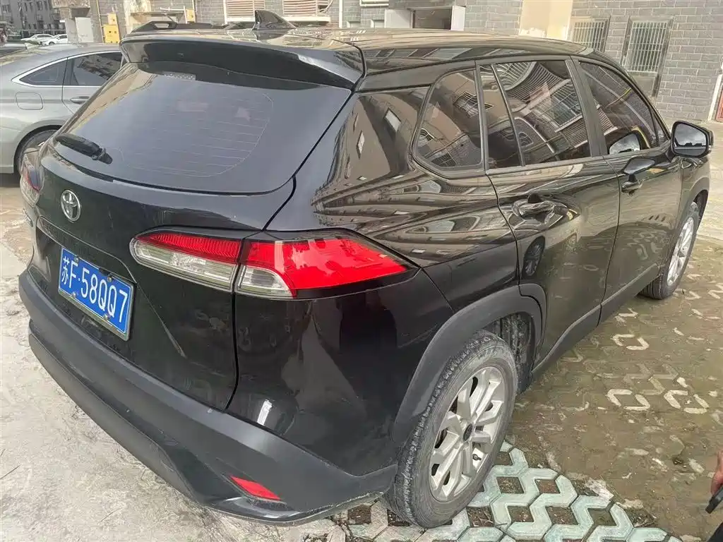 Toyota Frontlander 2023