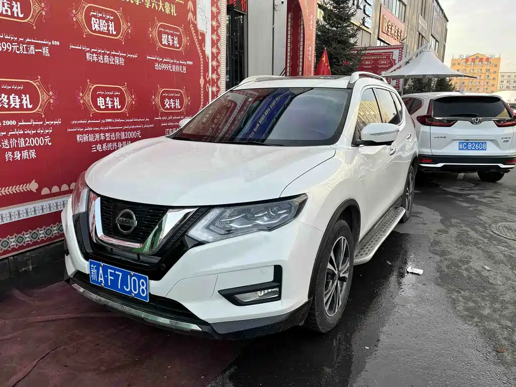 Nissan X-Trail 2020 — фото 1