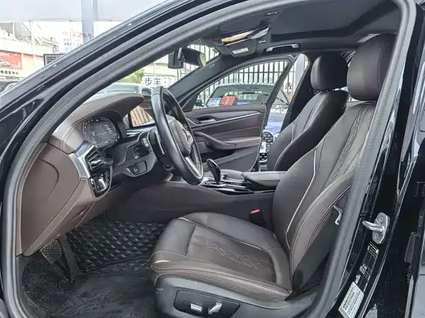 BMW 5 Series 2023
