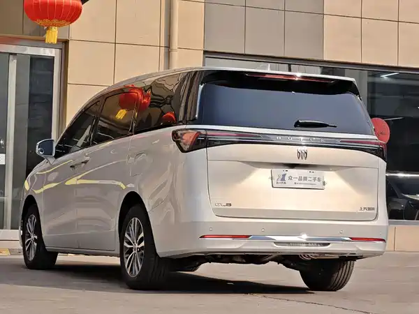 Buick GL8 2026