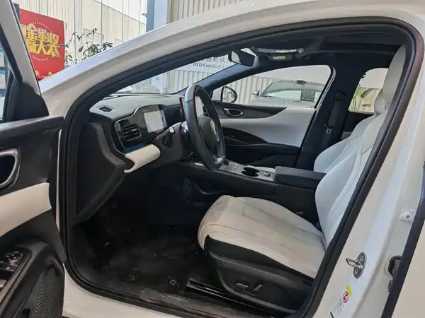 BYD Seal 06 2025