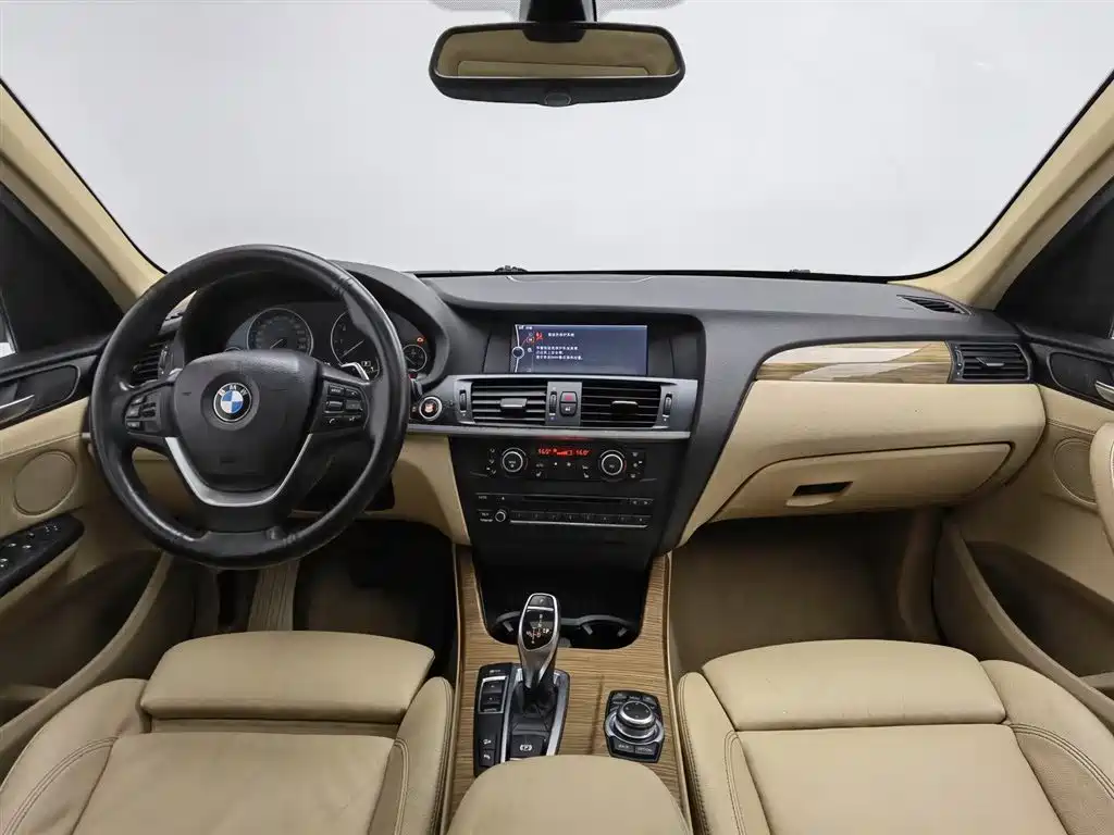 BMW X3 2011