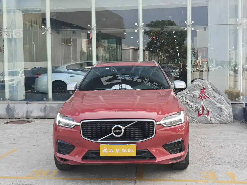 Volvo XC60 2018 — фото 2