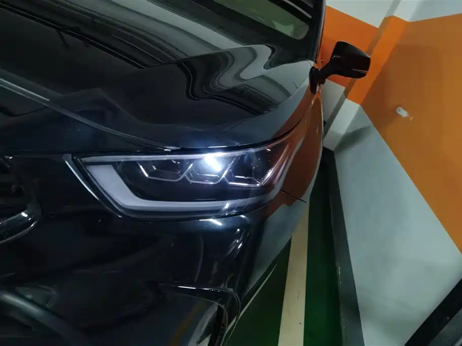 Toyota Crown Kluger 2023