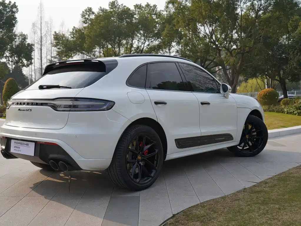 Porsche Macan 2023 — фото 13