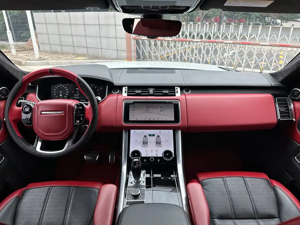 Land Rover Range Rover Sport 2018 — фото 14