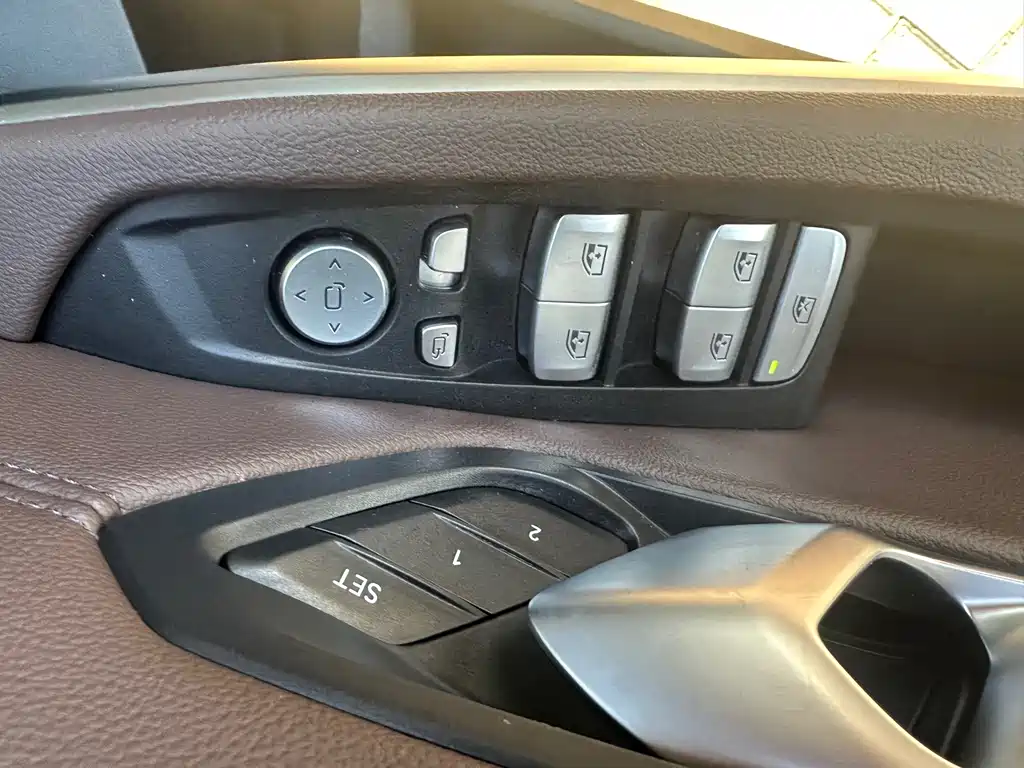 BMW 3 Series 2022 — фото 11