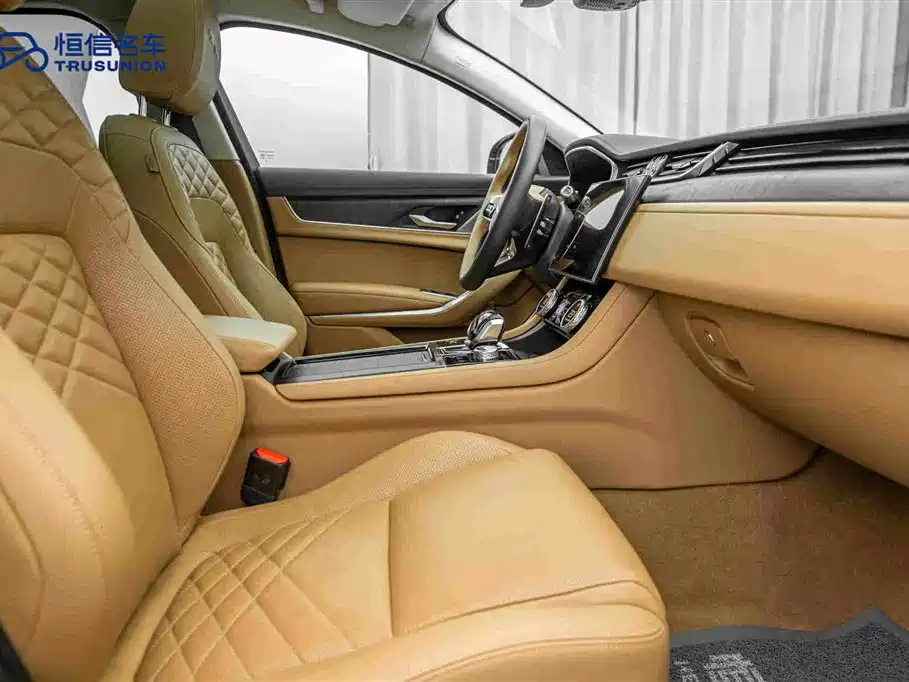 Jaguar XFL 2023 — фото 15