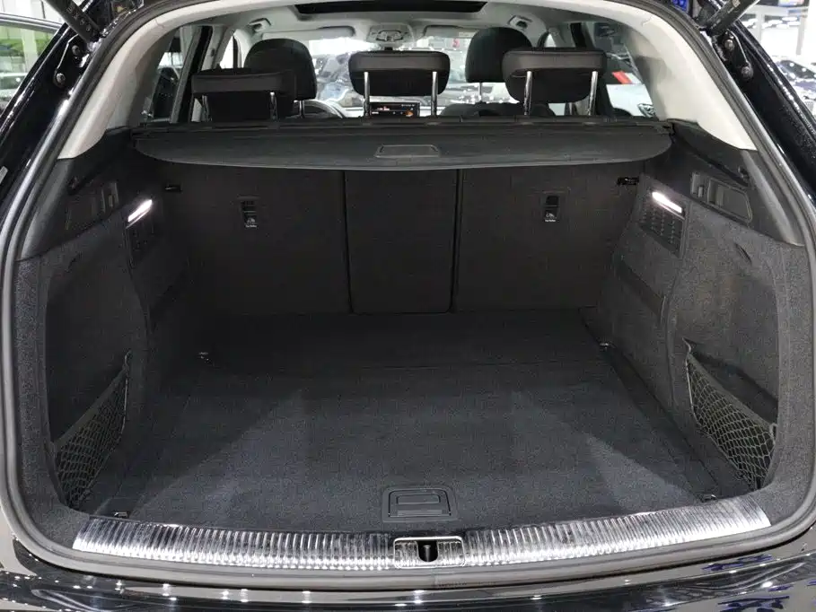 Audi Q5L 2022 — фото 21
