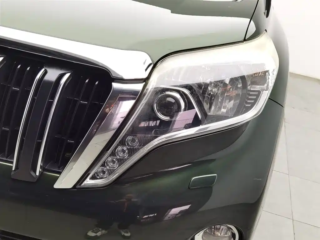Toyota Prado 2017 — фото 7