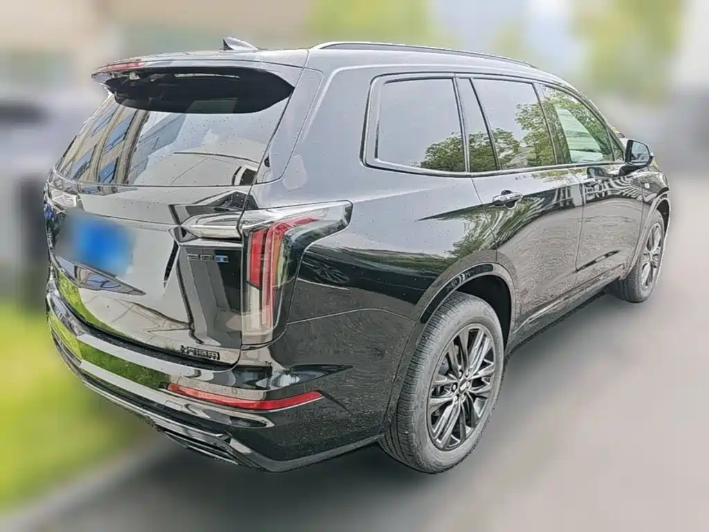 Cadillac XT6 2024 — фото 12