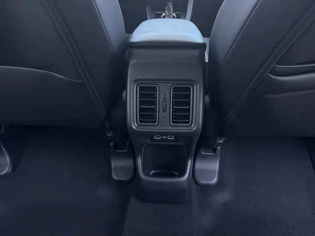 Honda Vezel 2023 — фото 14
