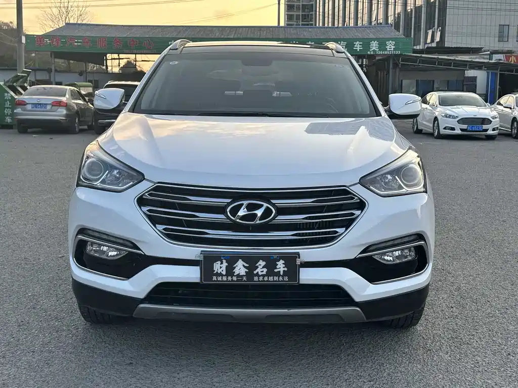 Hyundai Santa Fe 2017 — фото 2
