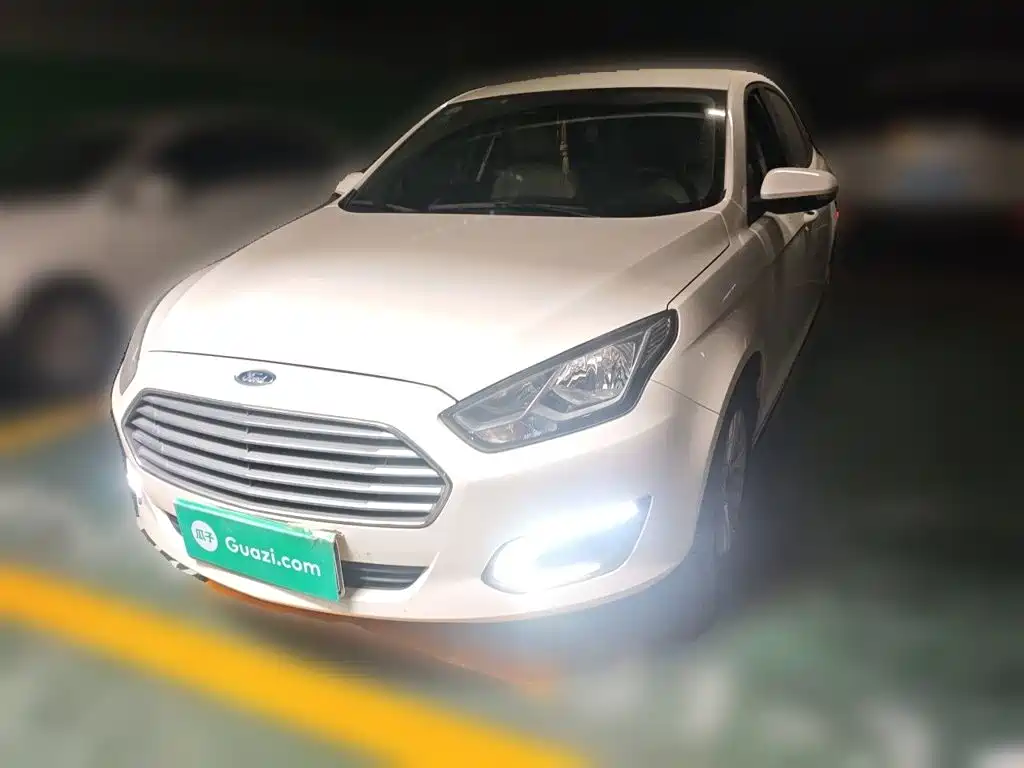 Ford Escort 2018