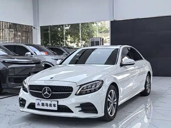 Mercedes-Benz C-Class 2020