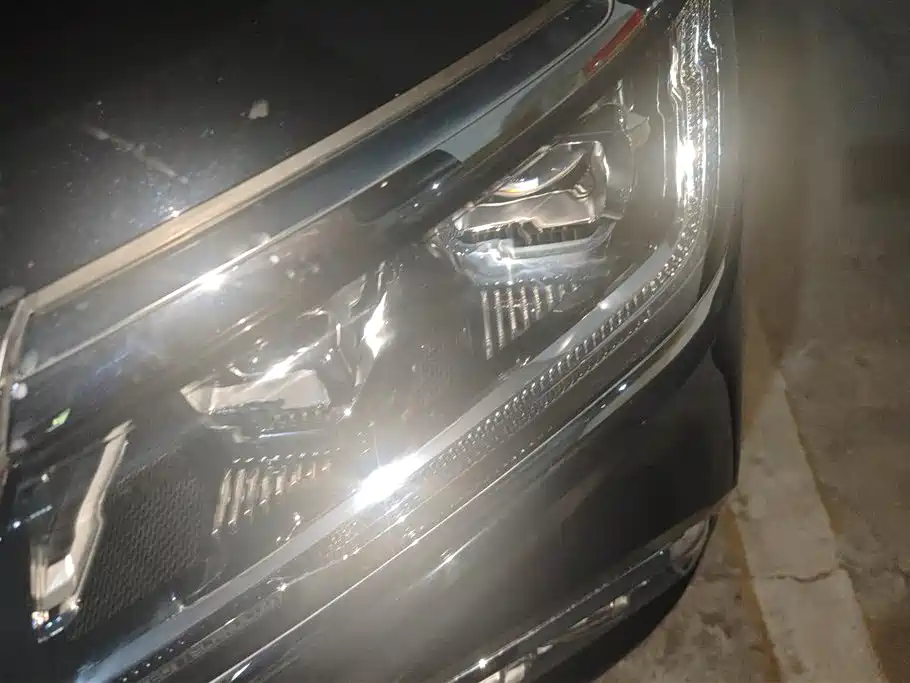 Roewe RX8 2022